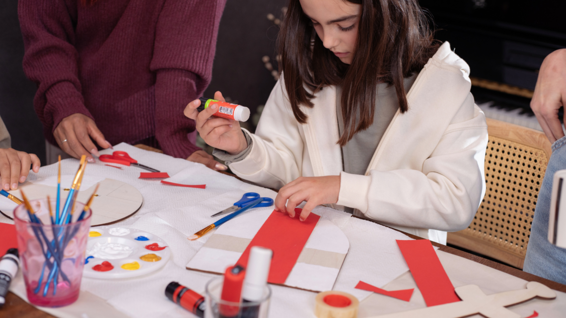 Easy Arts and Crafts With Glue: Simple Projects and Pro Tips for All Ages